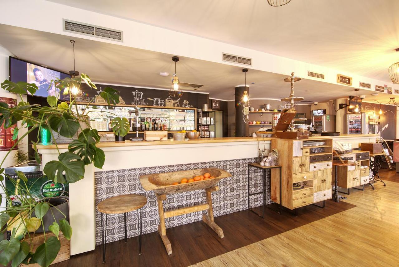 Kavenija Apartmaji - Free Parking มาริบอร์ ภายนอก รูปภาพ