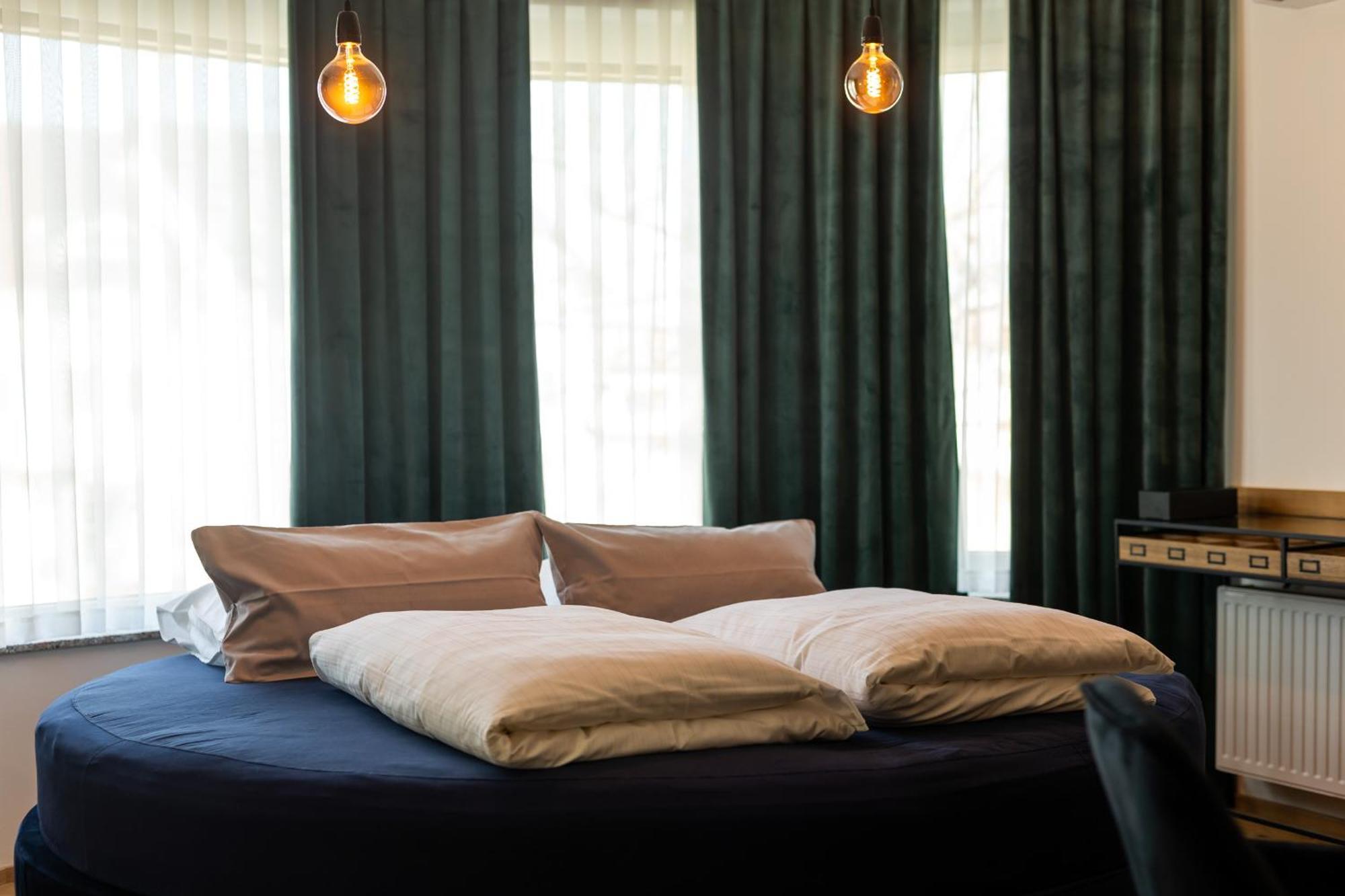 Kavenija Apartmaji - Free Parking มาริบอร์ ภายนอก รูปภาพ