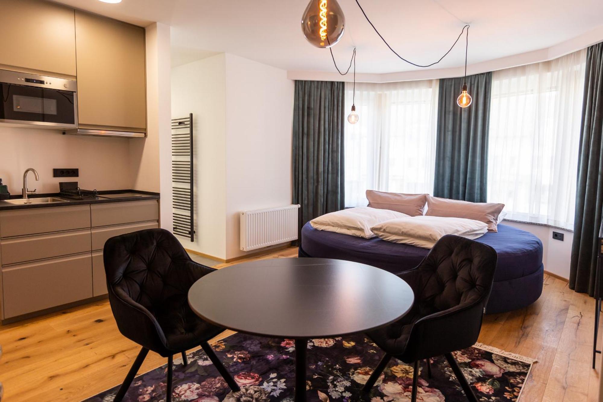 Kavenija Apartmaji - Free Parking มาริบอร์ ภายนอก รูปภาพ