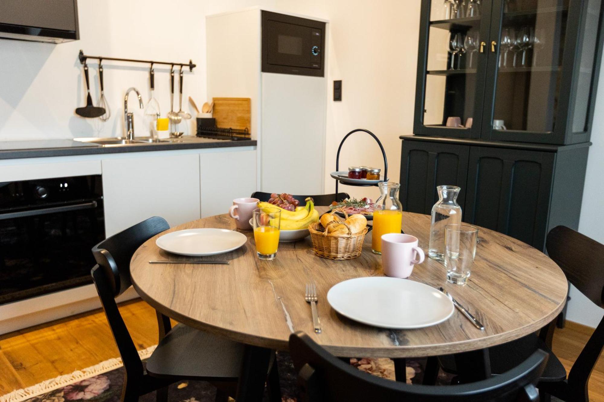 Kavenija Apartmaji - Free Parking มาริบอร์ ภายนอก รูปภาพ