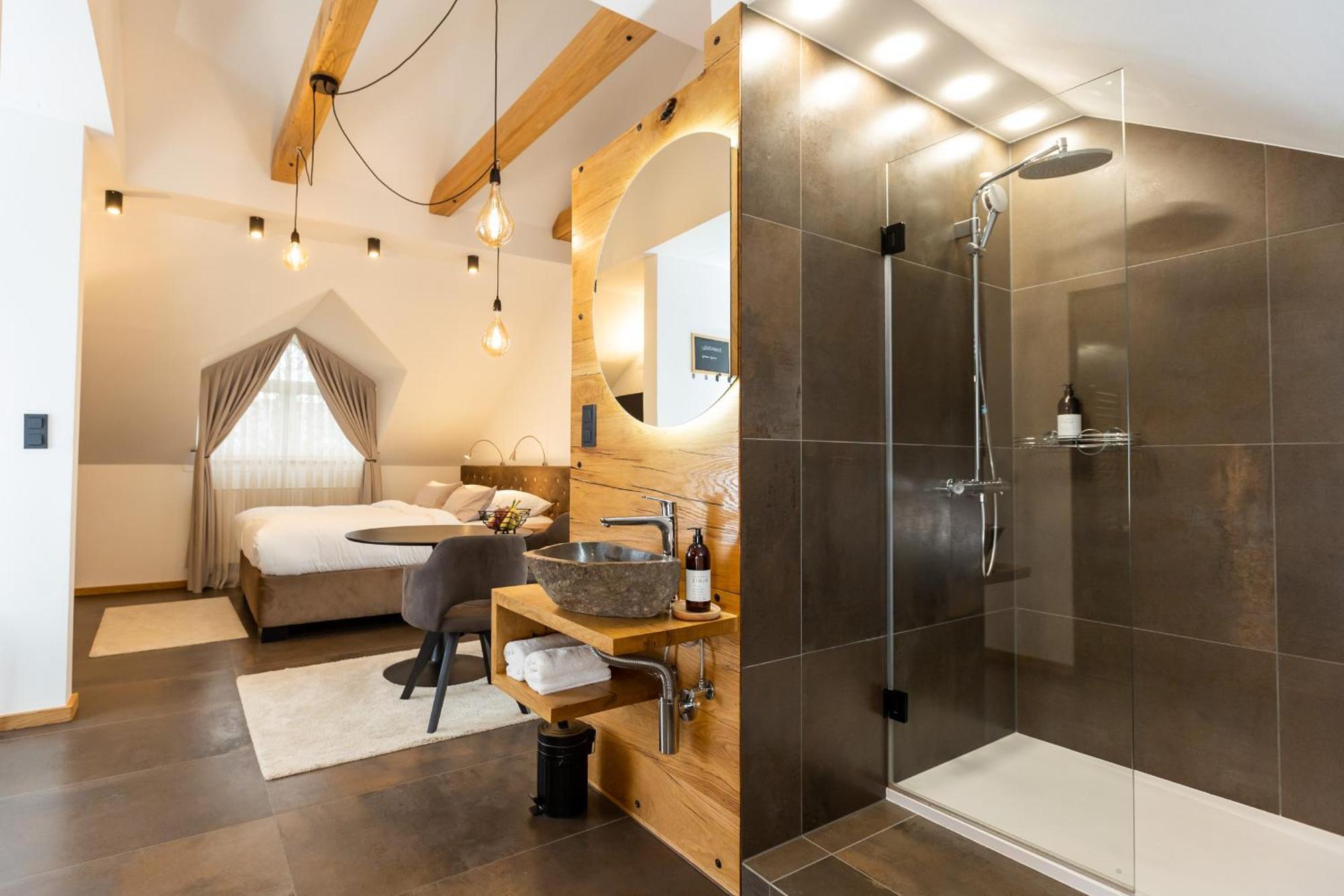 Kavenija Apartmaji - Free Parking มาริบอร์ ภายนอก รูปภาพ